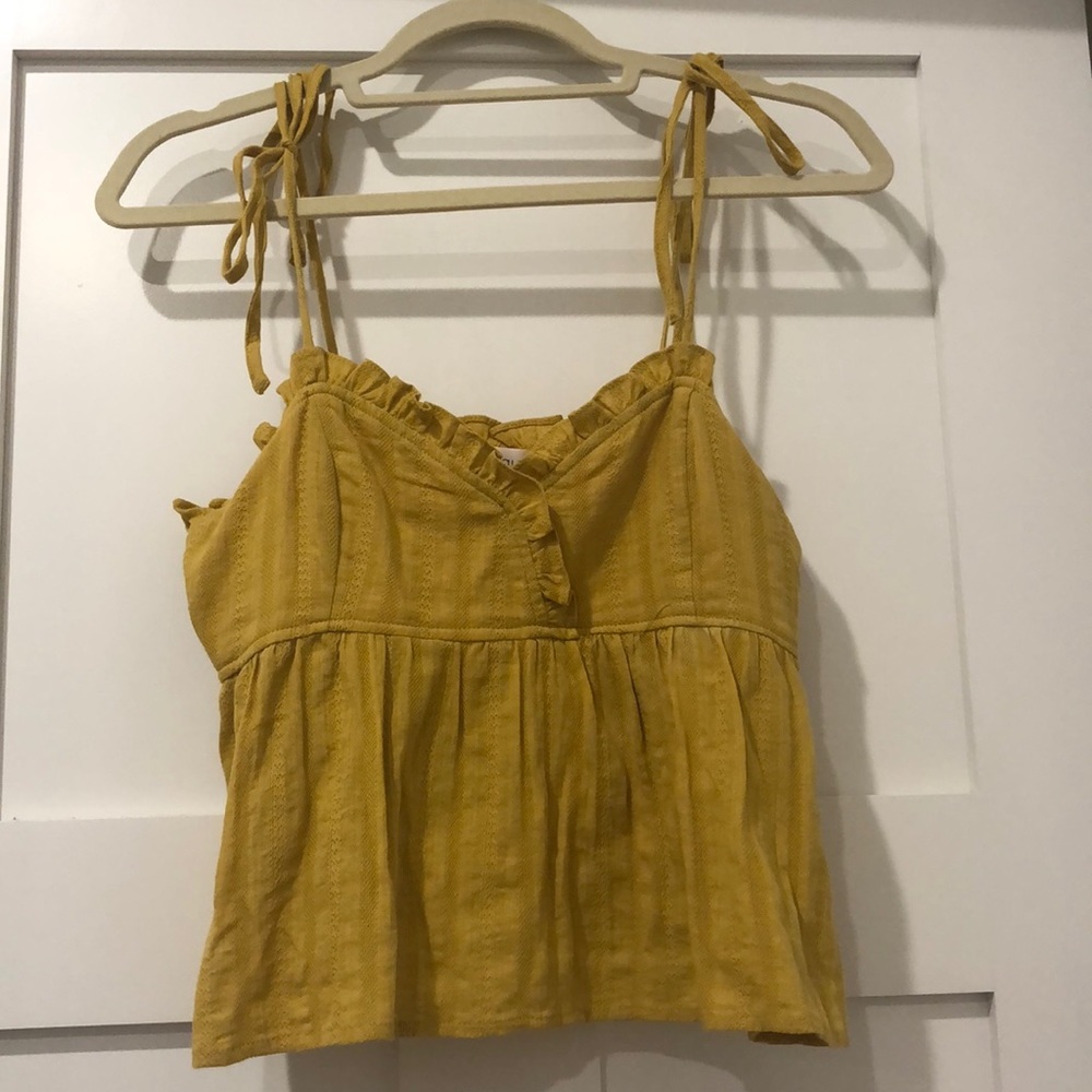 Vestique tie tank top